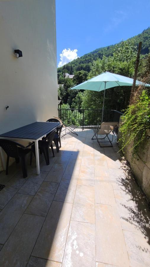 Joli Appartement Renove Avec Terrasse Brides-les-Bains Exterior foto
